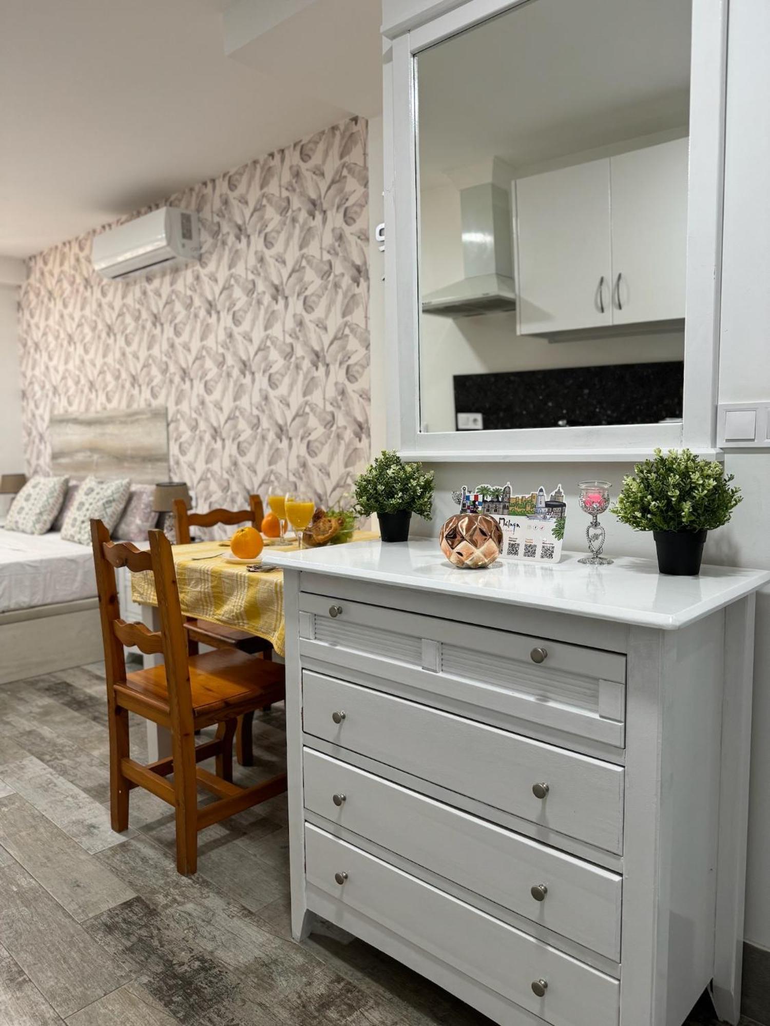 Jara Apartments ! Malaga Ngoại thất bức ảnh