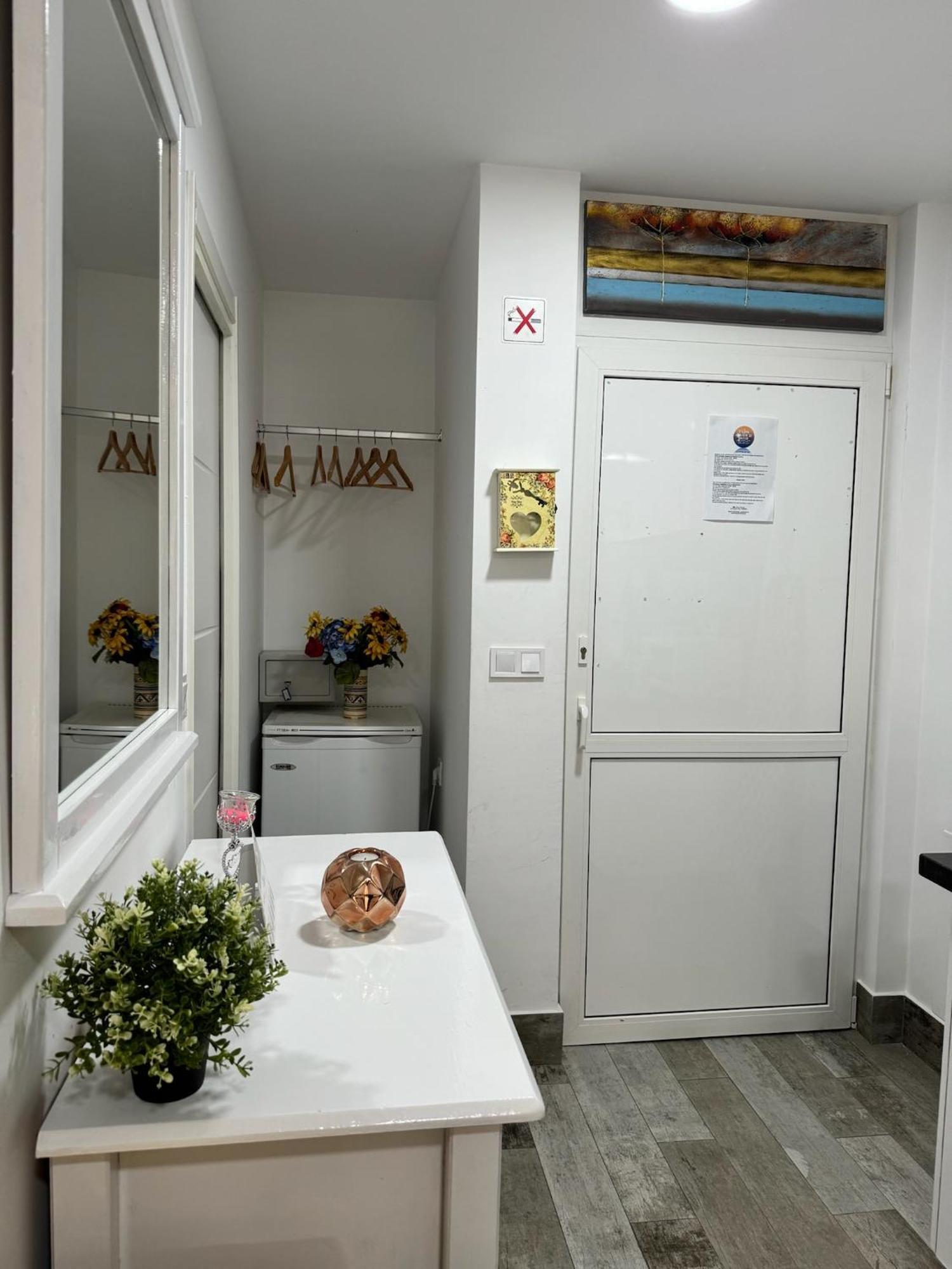 Jara Apartments ! Malaga Ngoại thất bức ảnh